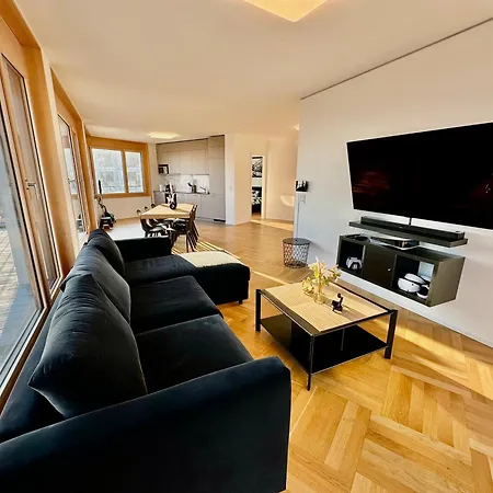 Cosy In Apartment *